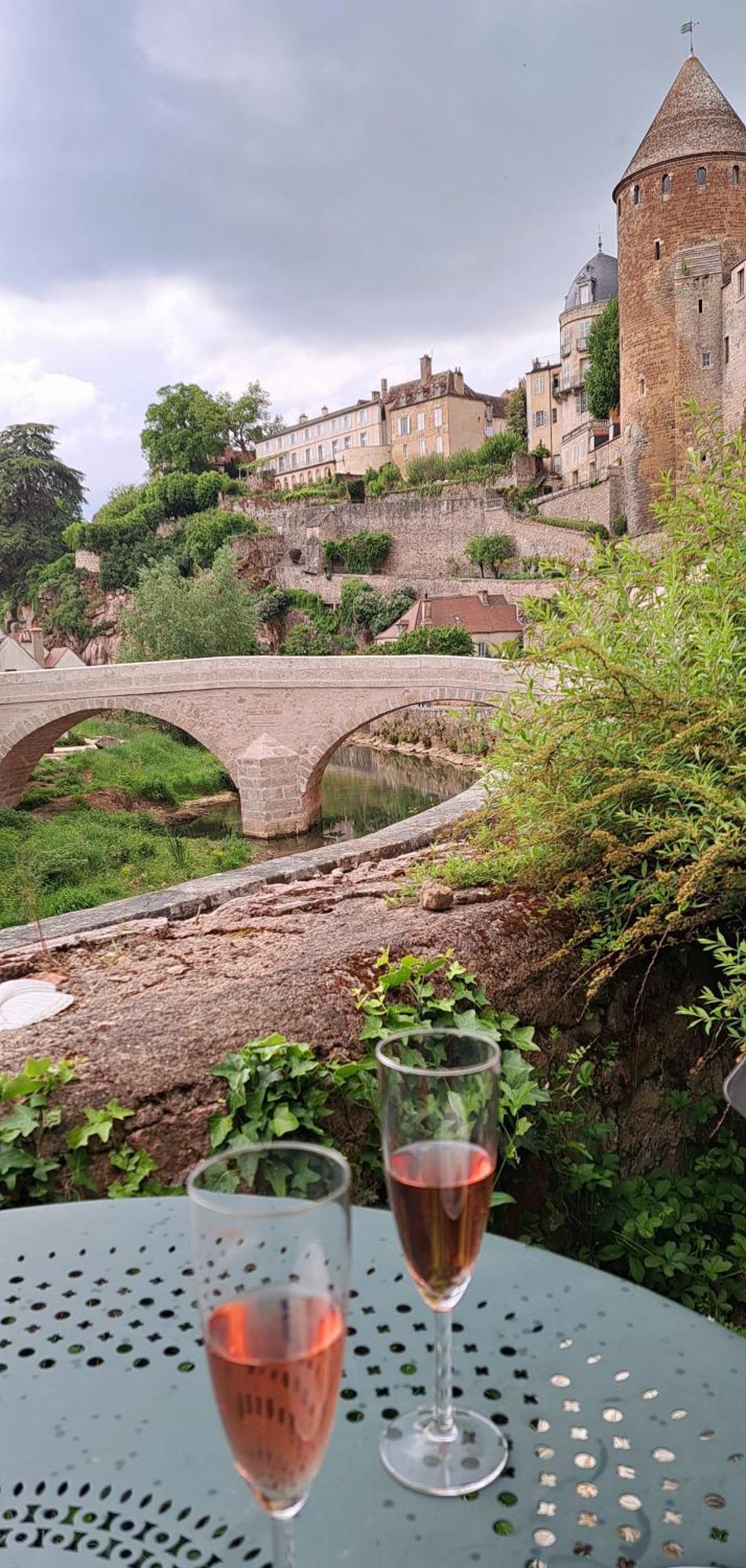 Etape Du Pont Pinard Villa Semur-en-Auxois Buitenkant foto
